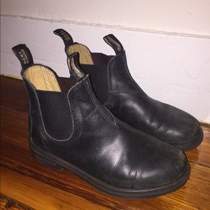 BLUNDSTONE boots size 7